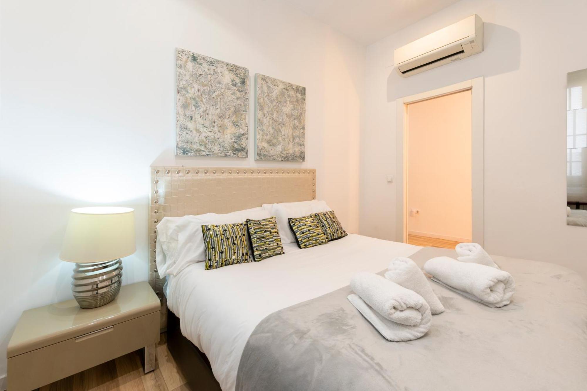 For You Rentals New Design Apartment Temporal Puerta Del Sol Pre10A Madrid Dış mekan fotoğraf